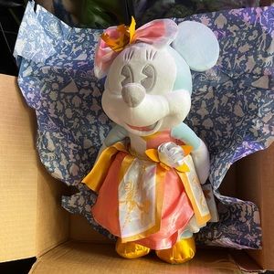 Disney Minnie Mouse Main Attraction Series 7/12 2020 King Arthur Carousel Plush